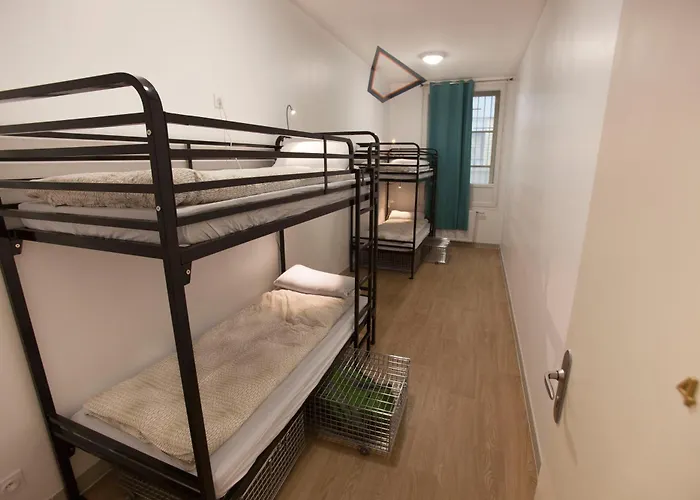 Dormitory Room Mixed